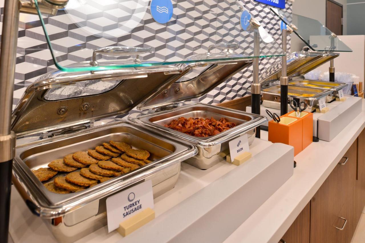 Holiday Inn Express & Suites Pittsburg By Ihg Esterno foto