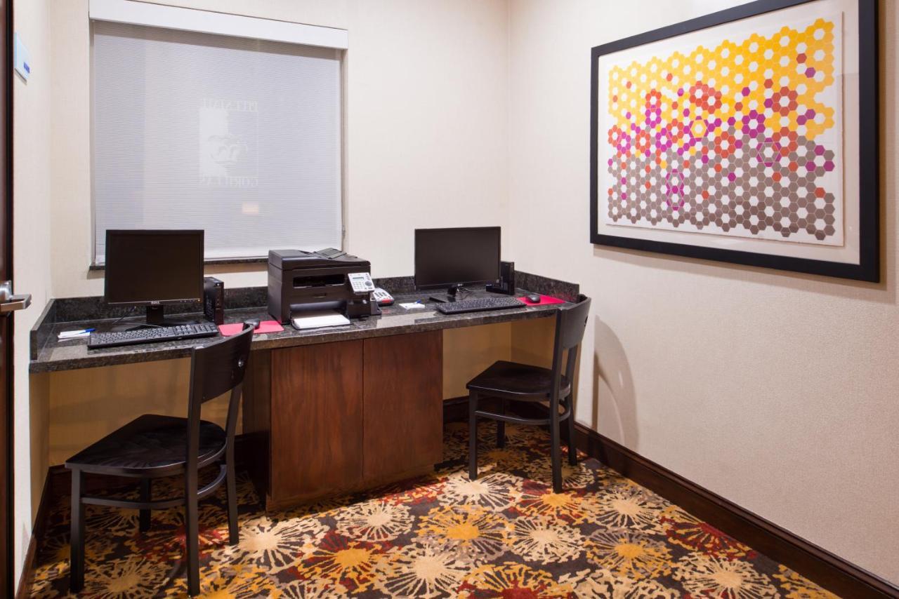 Holiday Inn Express & Suites Pittsburg By Ihg Esterno foto