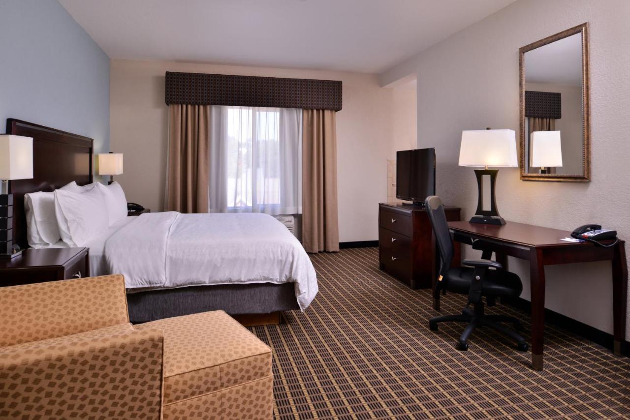 Holiday Inn Express & Suites Pittsburg By Ihg Esterno foto