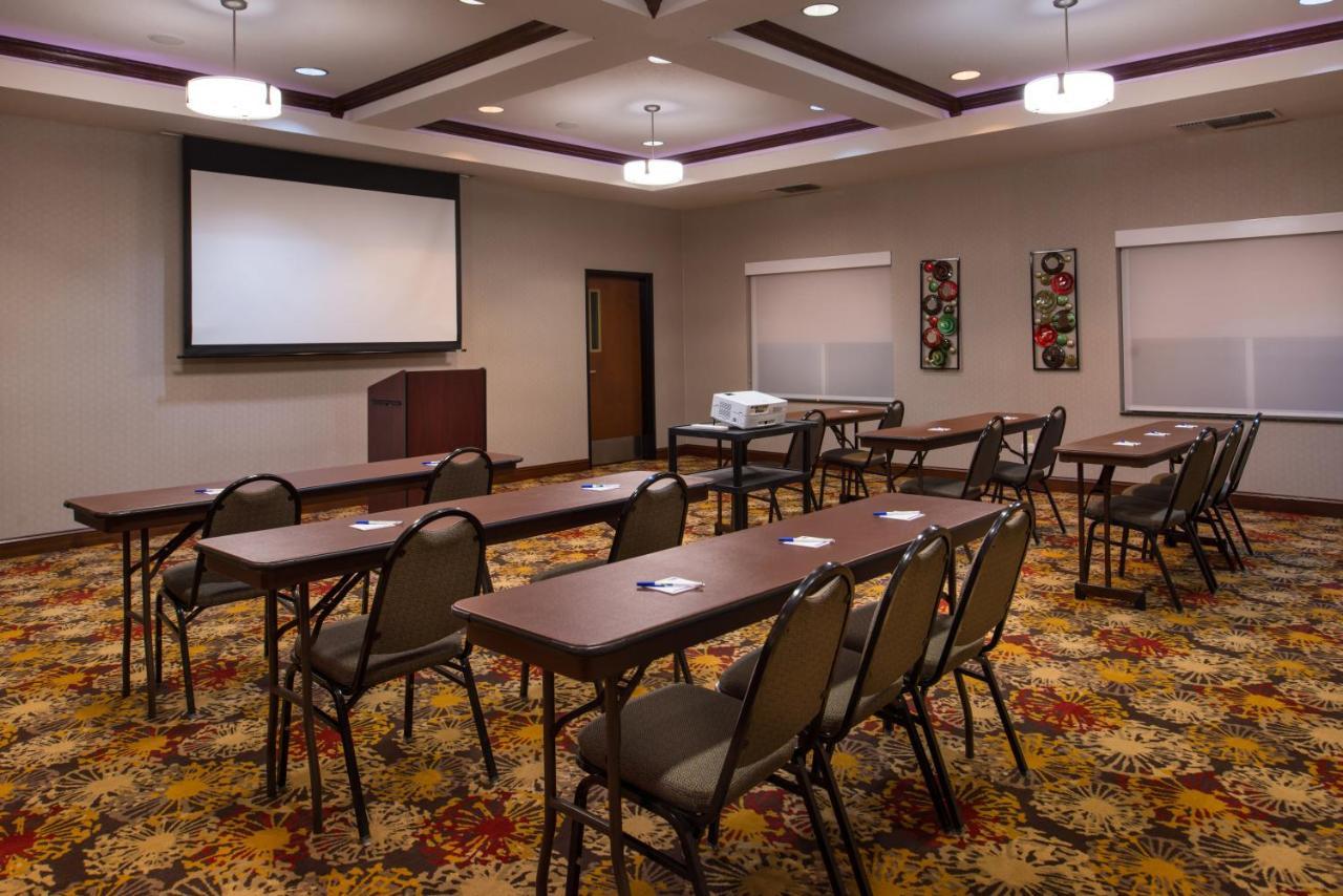 Holiday Inn Express & Suites Pittsburg By Ihg Esterno foto