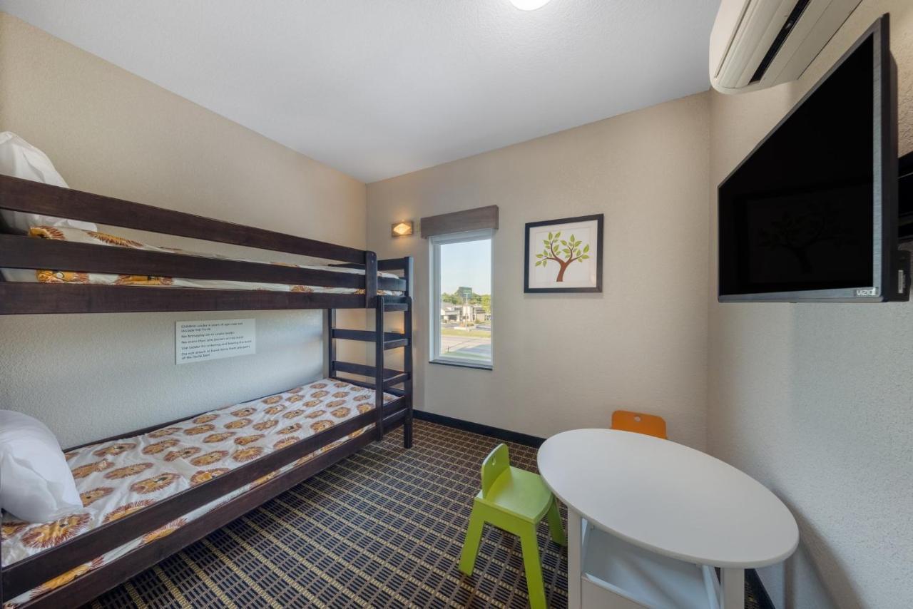 Holiday Inn Express & Suites Pittsburg By Ihg Esterno foto