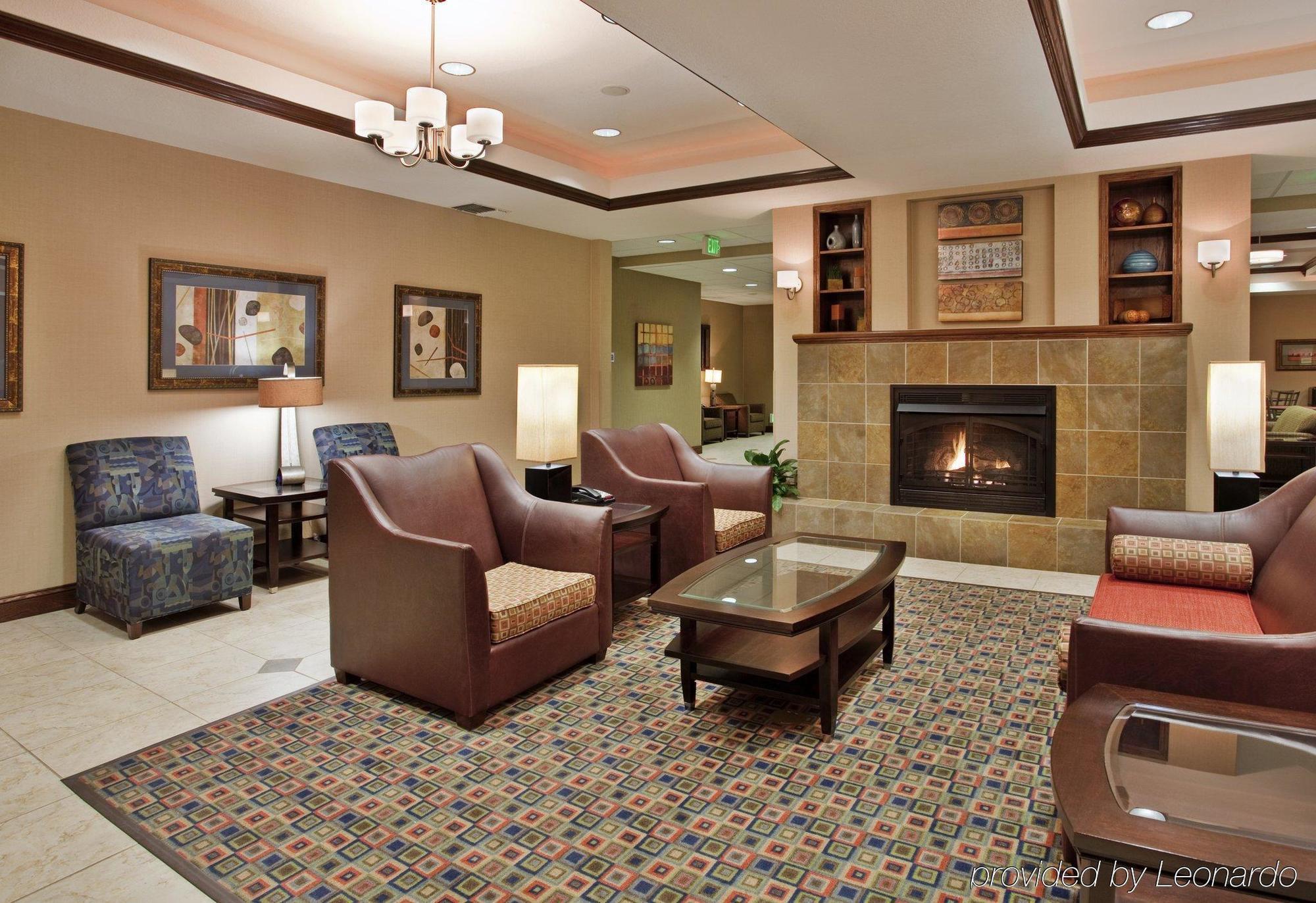 Holiday Inn Express & Suites Pittsburg By Ihg Interno foto