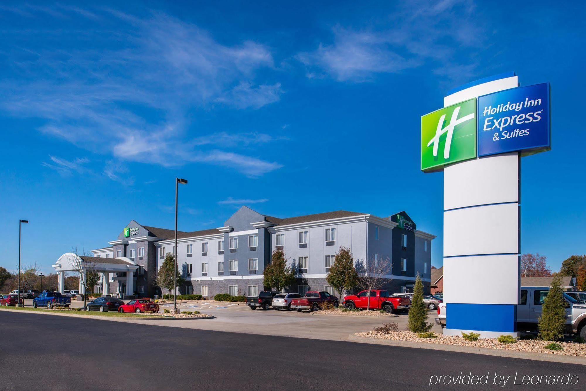 Holiday Inn Express & Suites Pittsburg By Ihg Esterno foto