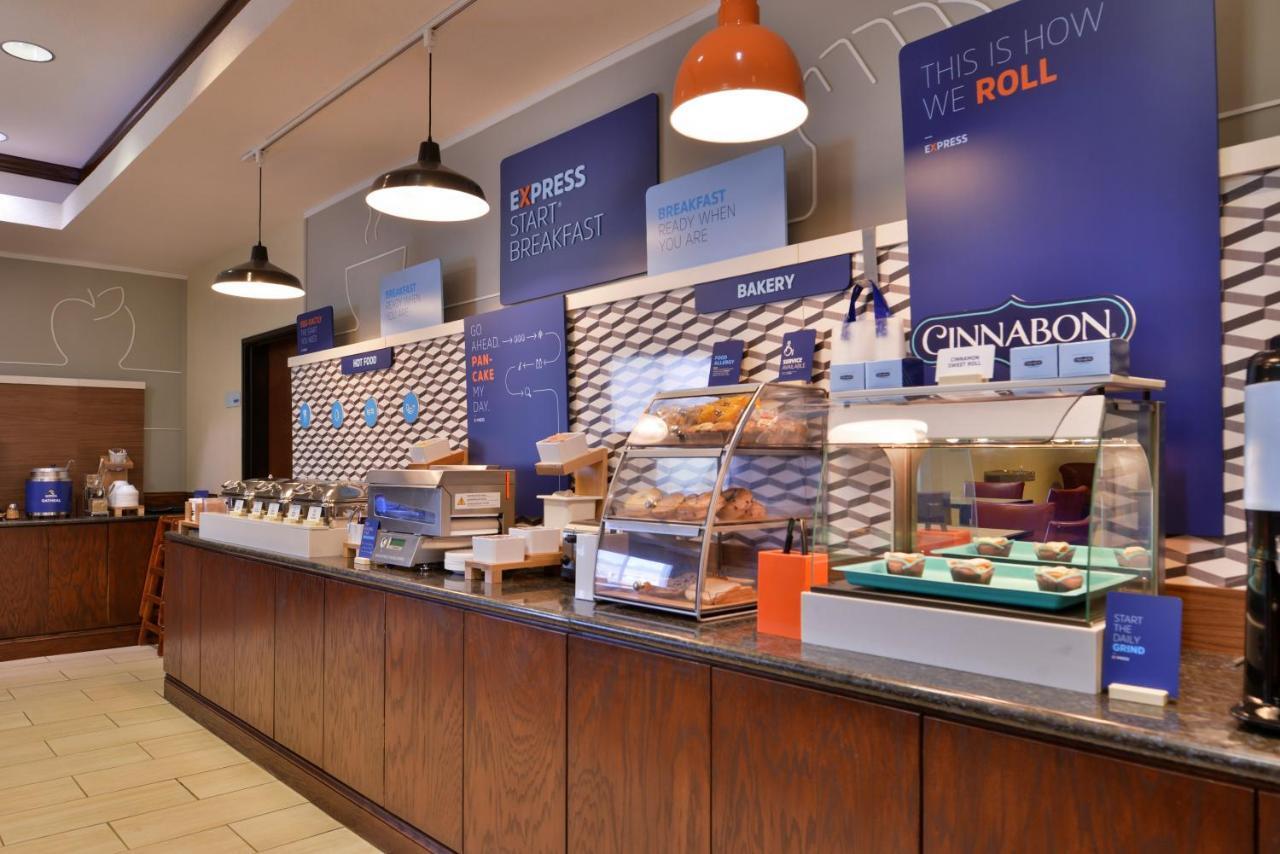 Holiday Inn Express & Suites Pittsburg By Ihg Esterno foto