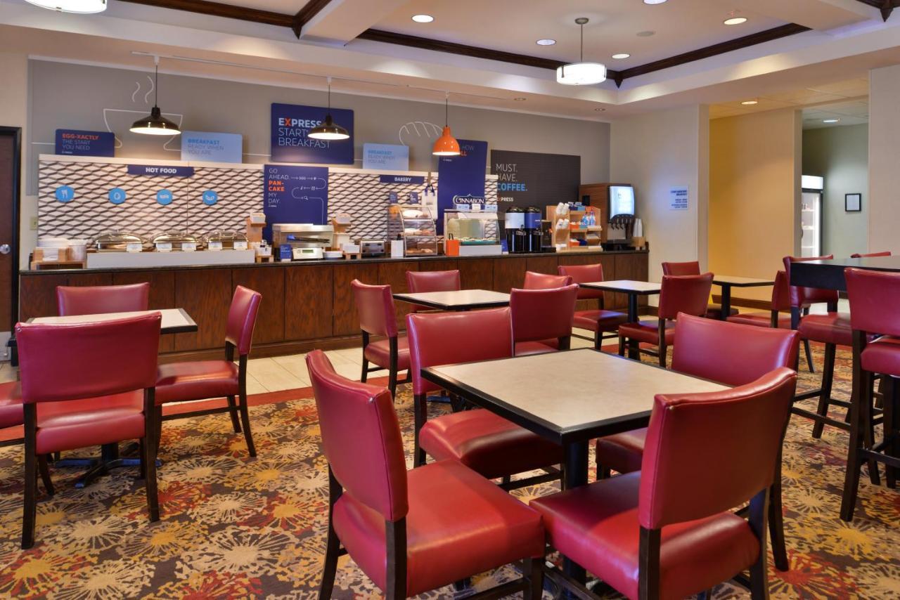 Holiday Inn Express & Suites Pittsburg By Ihg Esterno foto