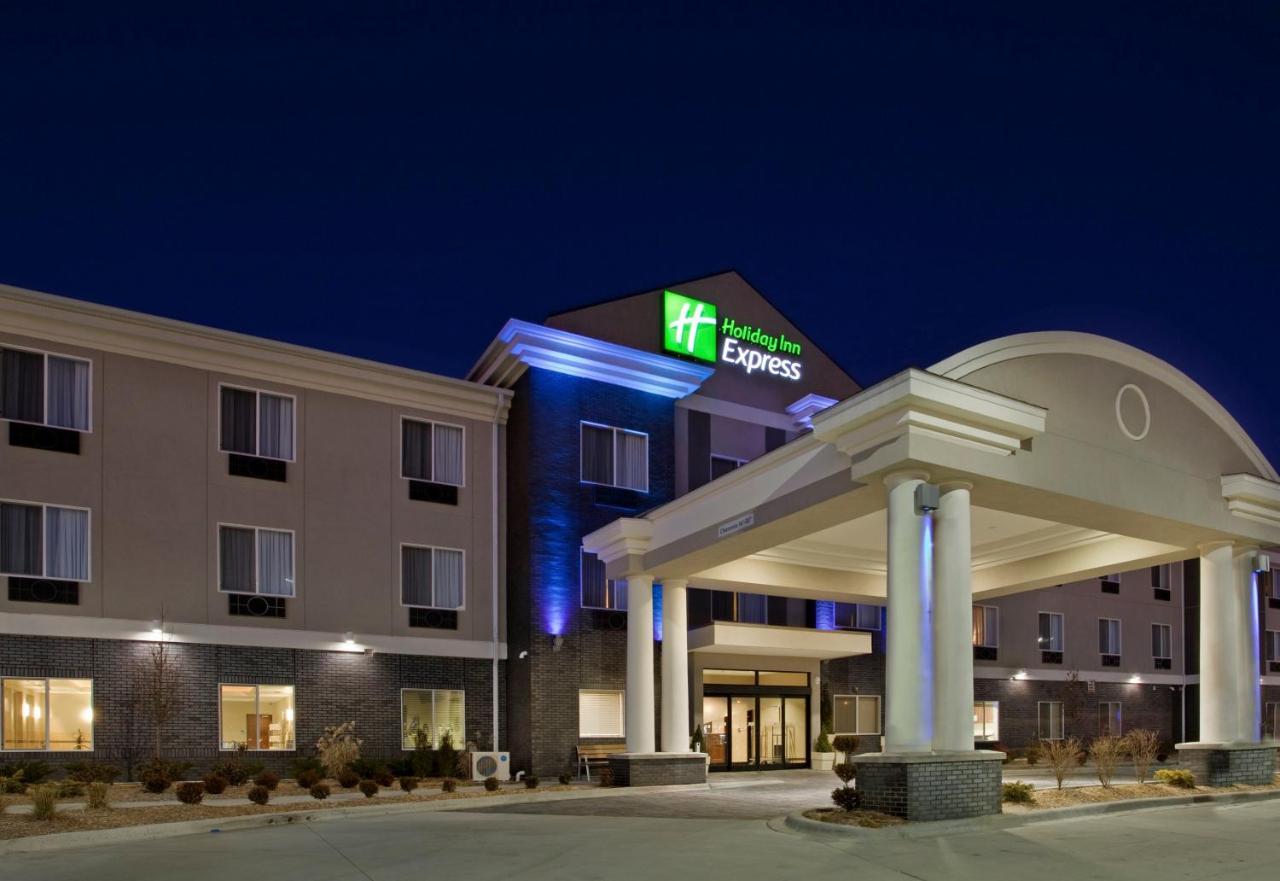 Holiday Inn Express & Suites Pittsburg By Ihg Esterno foto